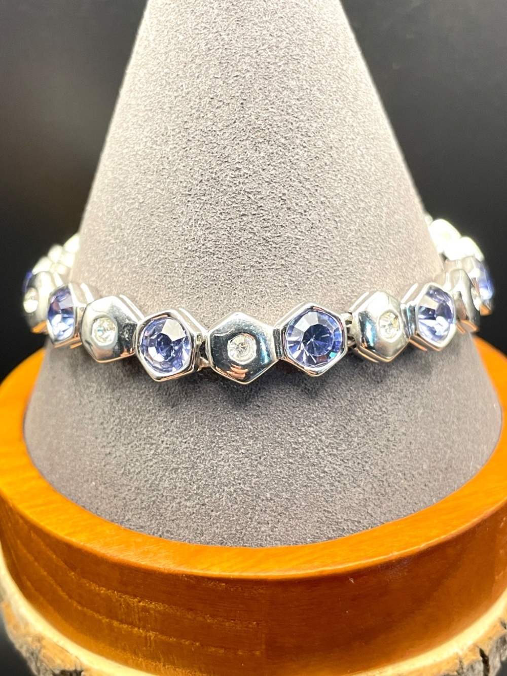 Vintage Joan Rivers Classics Collection Hexagon Crystal Bracelet 7 1/2"